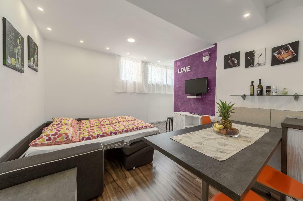 Apartment Eva- Modern Central Place Pula Dış mekan fotoğraf